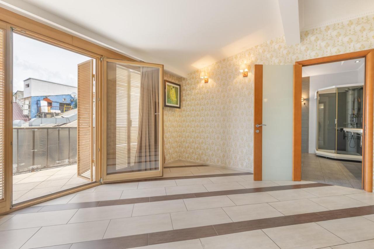 Deribasivska Cozy 4-Room Apartment 敖德萨 外观 照片